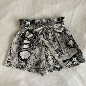 NWOT SHEIN Shorts